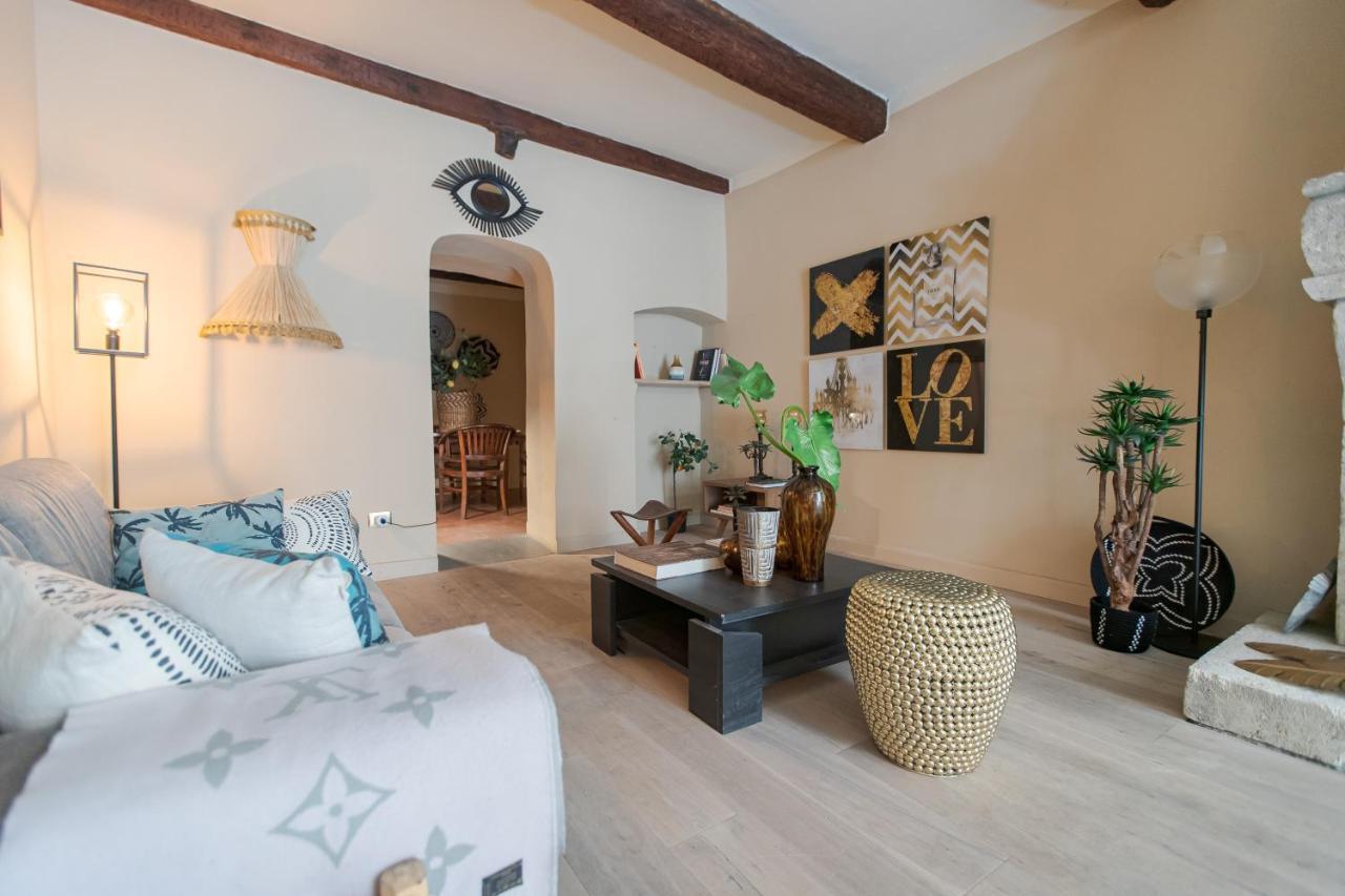 Rare: 110m² Climatises Avec Terrasse. 2 Chambres Appartement *