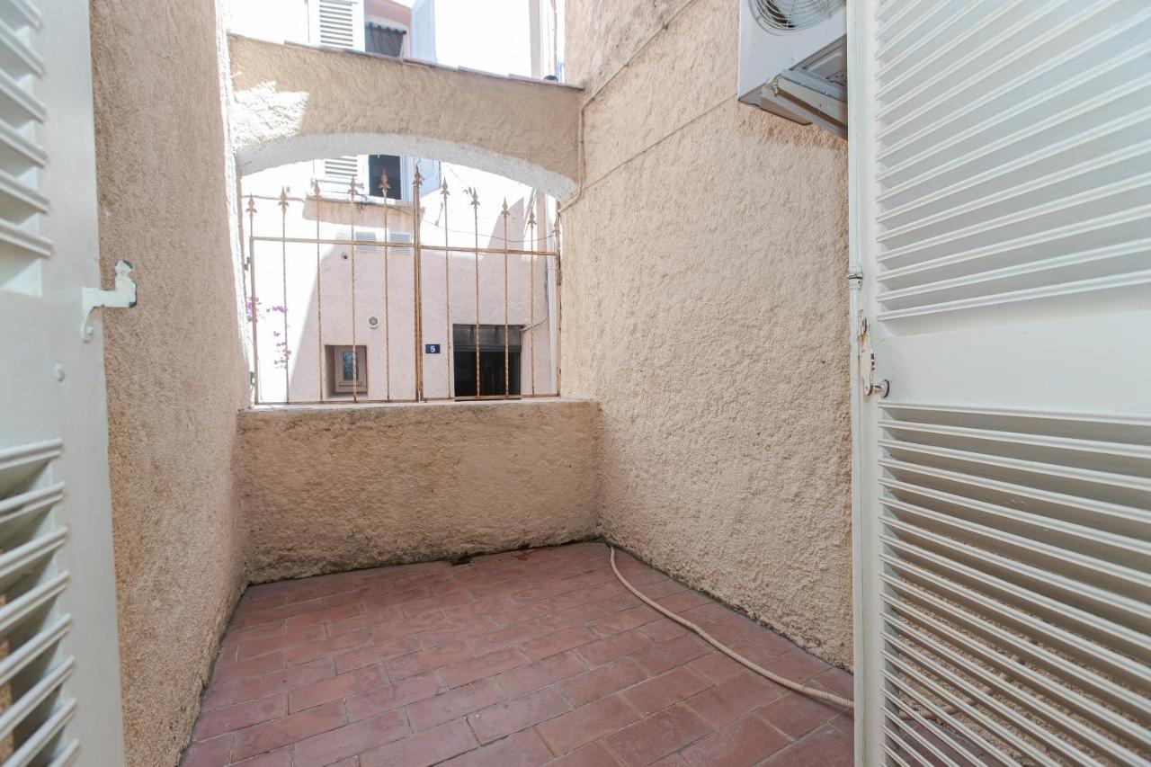 Rare: 110m² Climatises Avec Terrasse. 2 Chambres Appartement Saint-Tropez